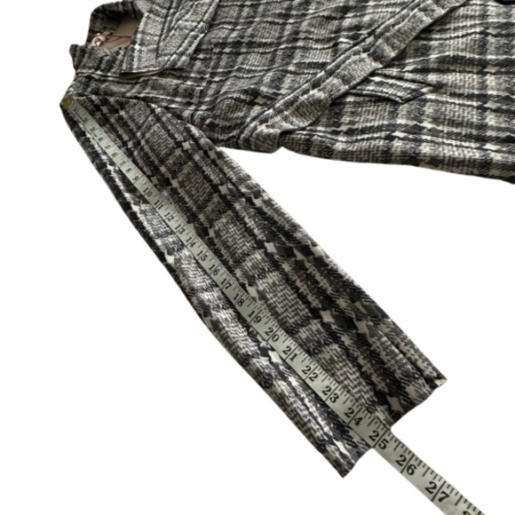 NWT Solitaire Women's Women's XL Gray Black Tan Sleeved Open Front Belted Coat - Picture 13 of 15